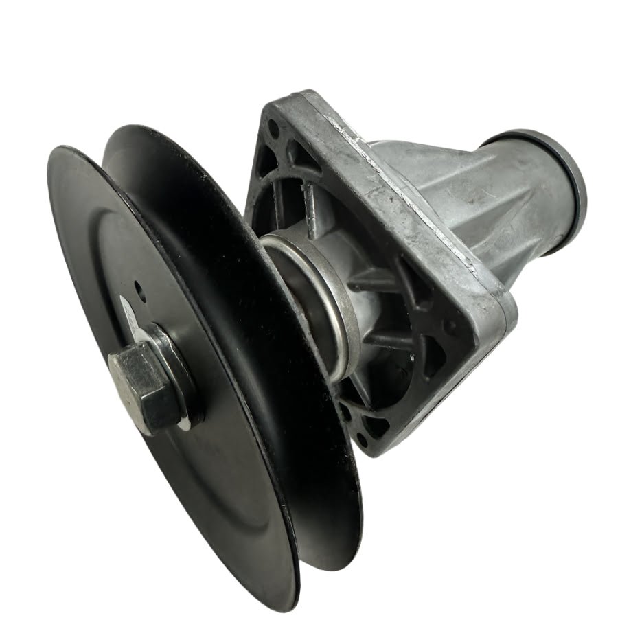 Cub Cadet Spindle Asm-Deck - 918-06076A